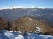 Il panoramico percorso e l'inizio della neve alle Grange Fumei